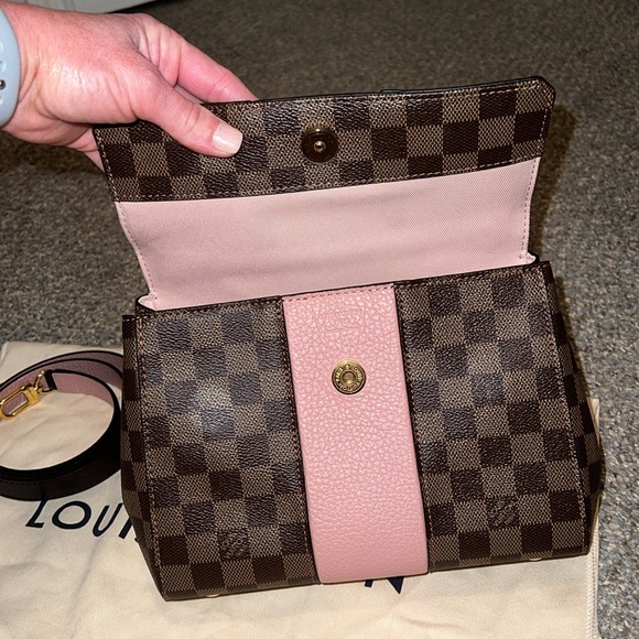 Louis Vuitton purse - Picture 7 of 16